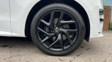 Land Rover Range Rover Sport 3.0 D300 Dynamic SE 5dr Auto Diesel Estate